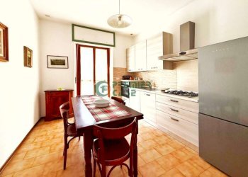 (fileminimizer) image00014 - Three-room apartment via Monte Valderoa, 06, Torino (neighborhood Barriera Milano) - photo 12