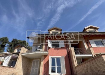 Facciata - Four-room apartment via Commenda, 34, Volpiano - photo 2