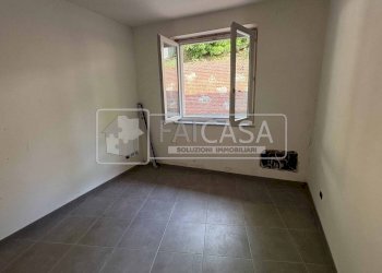 Camera da letto - Four-room apartment via Commenda, 34, Volpiano - photo 12