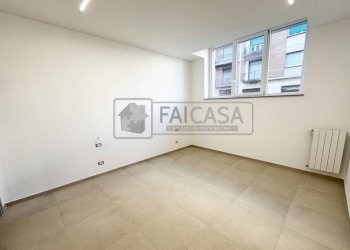 Camera da letto - Appartamento via Abate Pietro Chanoux, 12/17, Torino (zona Pozzo Strada) - foto 12