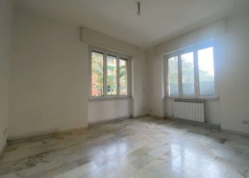 Interni - Quadrilocale viale Nicola Arata, Chiavari - foto 1