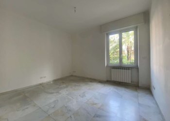 Interni - Quadrilocale viale Nicola Arata, Chiavari - foto 14