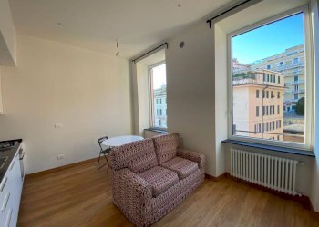 SALA - Bilocale via Palestro, Genova (zona Castelletto) - foto 1