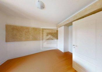 Camera padronale vuota - Villa via degli Atleti Azzurri
 
19, Manerba del Garda - foto 9