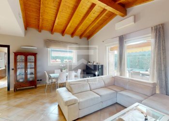 Salotto - Villa via del Torchio
 
43, Manerba del Garda - foto 6