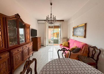 Salone - Quadrilocale via Camillo Benso di Cavour, Bogliasco - foto 1