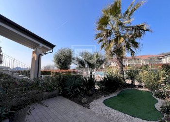 Foto 3 - Villa a Schiera Via Cuccagna
 
13, Lonato del Garda - foto 3