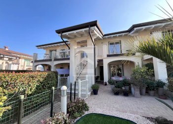 Foto 57 - Villa a Schiera Via Cuccagna
 
13, Lonato del Garda - foto 55