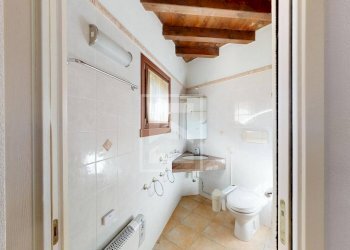 Foto 29 - Trilocale Località Sermana
 
1, Peschiera del Garda - foto 29