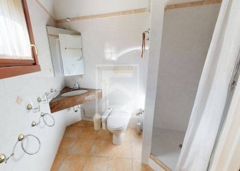 Foto 30 - Trilocale Località Sermana
 
1, Peschiera del Garda - foto 30