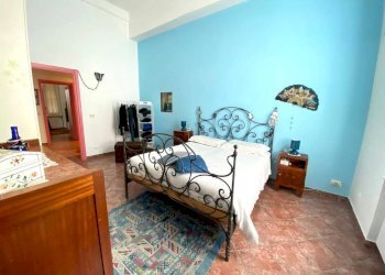 Camera da letto - Quadrilocale piazza di Santa Brigida, 15, Genova - foto 6