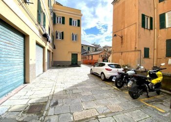 Cortile interno - Quadrilocale piazza di Santa Brigida, 15, Genova - foto 25