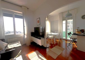 Salone - Two-room apartment via Belsito, Genova (neighborhood Nervi) - photo 3