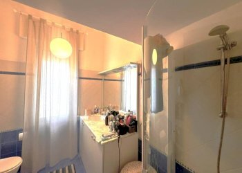 Bagno - Two-room apartment via Belsito, Genova (neighborhood Nervi) - photo 19