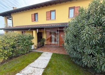 Foto 2 - Villa a Schiera Via Cavalier Giovanni Leali
 
19, Polpenazze del Garda - foto 2