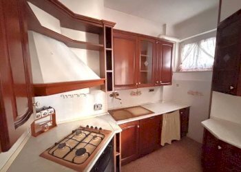 Cucina - Trilocale via delle Ginestre, 17, Genova (zona Marassi) - foto 4