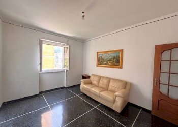 Salone - Trilocale via delle Ginestre, 17, Genova (zona Marassi) - foto 6