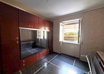 Camera da letto - Trilocale via delle Ginestre, 17, Genova (zona Marassi) - foto 9