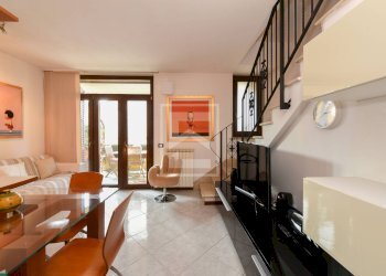 Foto 3 - Quadrilocale via caravaggio
 
3, Sirmione - foto 3