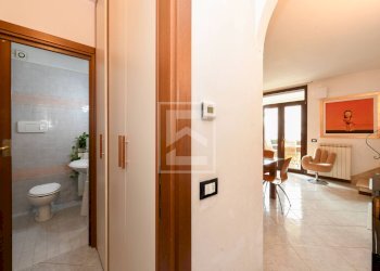 Foto 5 - Quadrilocale via caravaggio
 
3, Sirmione - foto 5