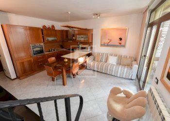 Foto 12 - Quadrilocale via caravaggio
 
3, Sirmione - foto 12