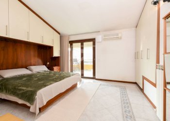 Foto 15 - Quadrilocale via caravaggio
 
3, Sirmione - foto 15