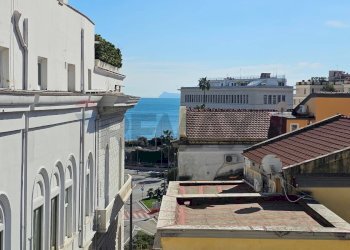 Edificio all\'aperto - Attico Napoli - foto 9