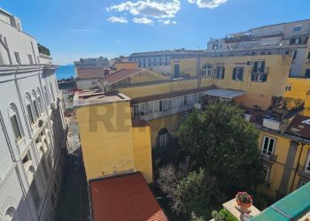 Edificio all\'aperto - Attico Napoli - foto 29