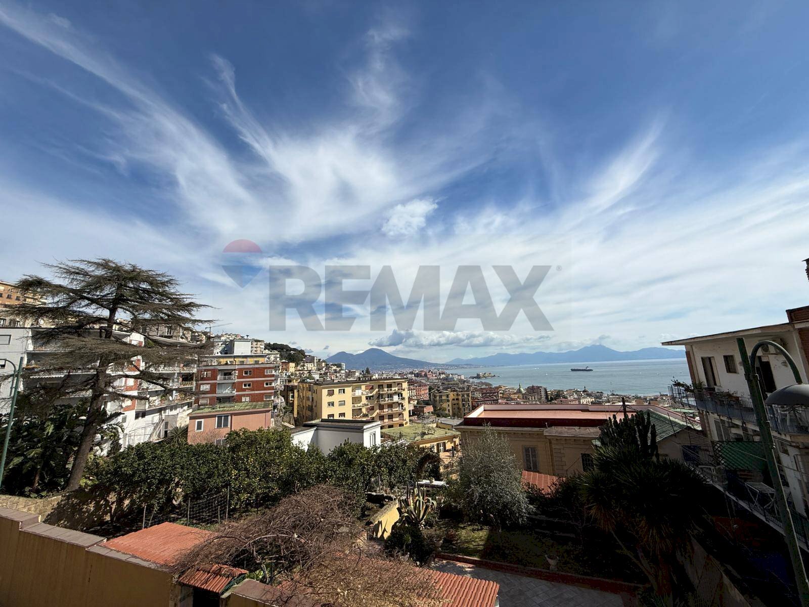 Edificio all\'aperto - Quadrilocale Napoli - foto 1