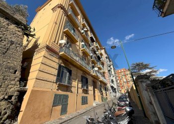 Edificio all\'aperto - Quadrilocale Napoli - foto 3