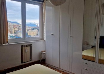 Camera da letto - Bilocale Genova (zona Lagaccio) - foto 11