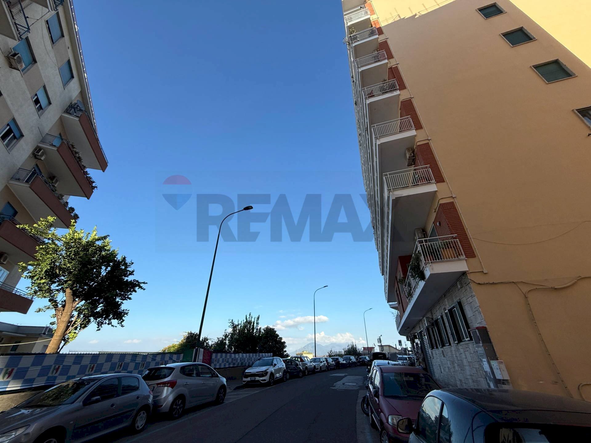 Edificio all\'aperto - Quadrilocale Napoli - foto 1