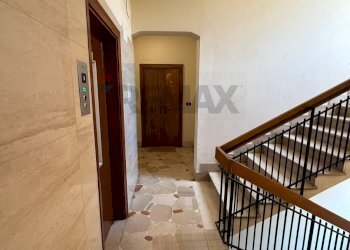 Hall / corridoio - Quadrilocale Napoli - foto 3