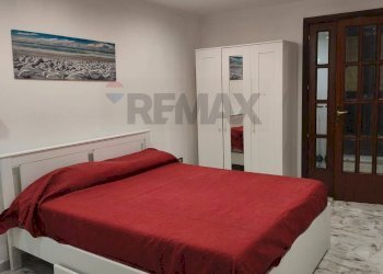 Camera / camera da letto - Three-room apartment Napoli - photo 9