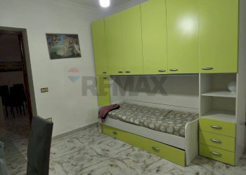 Camera / camera da letto - Three-room apartment Napoli - photo 11