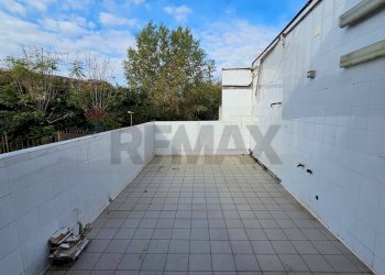 Terrazza - Locale Commerciale Pozzuoli - foto 19