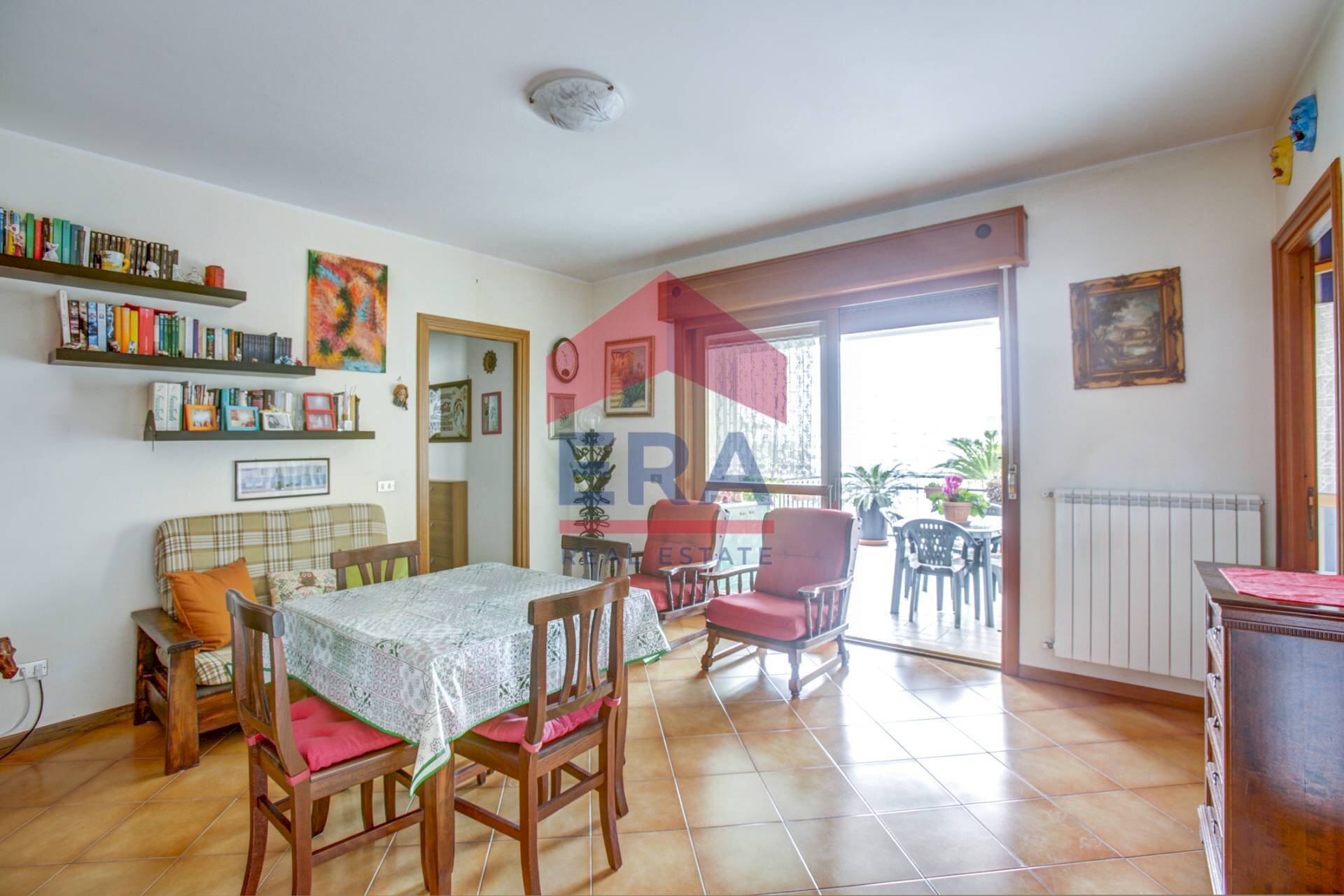 Foto 2 - Attico Via Catilina
 
6, Pomezia - foto 2