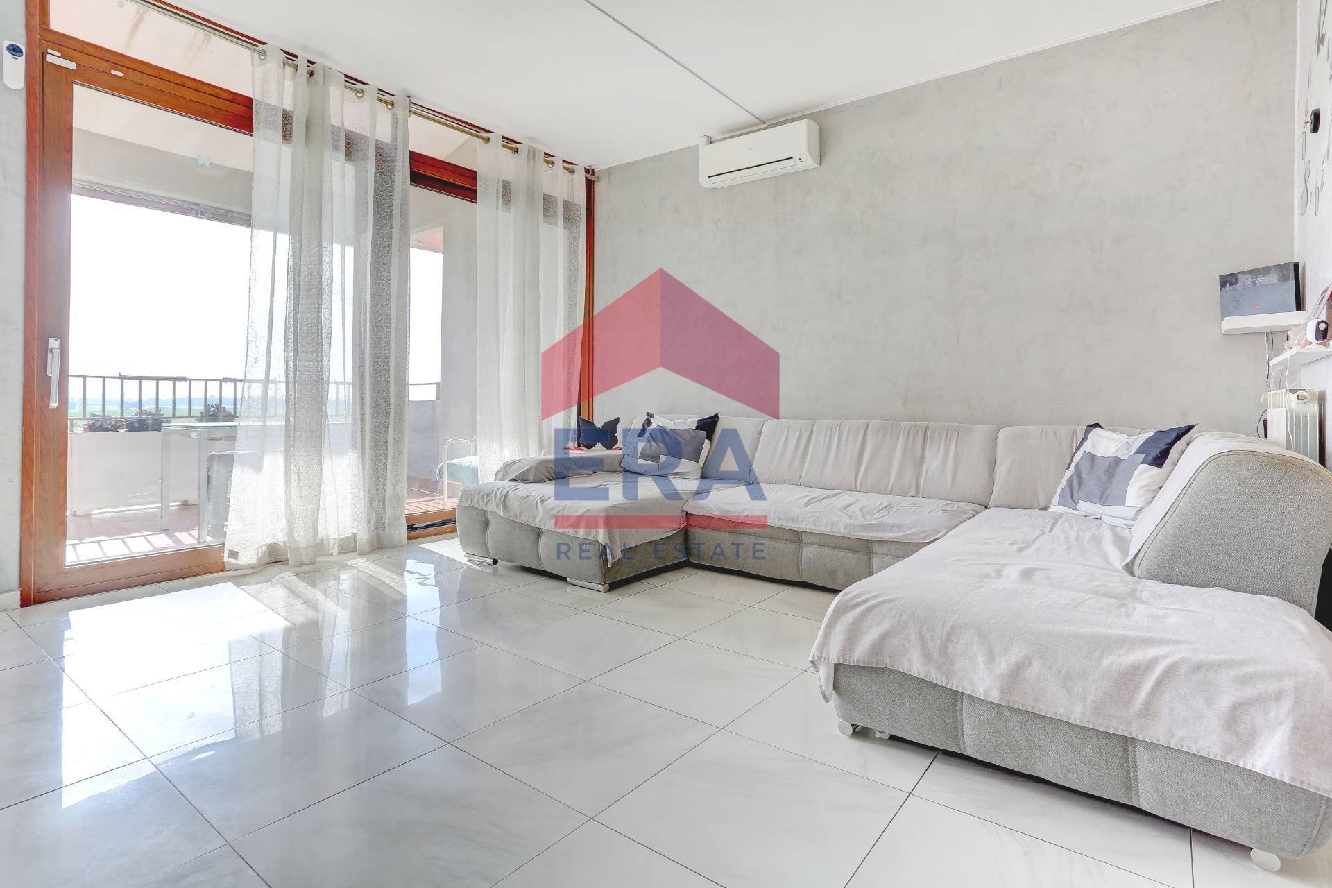 Foto 3 - Quadrilocale viale delle Arti
 
11, Pomezia - foto 3