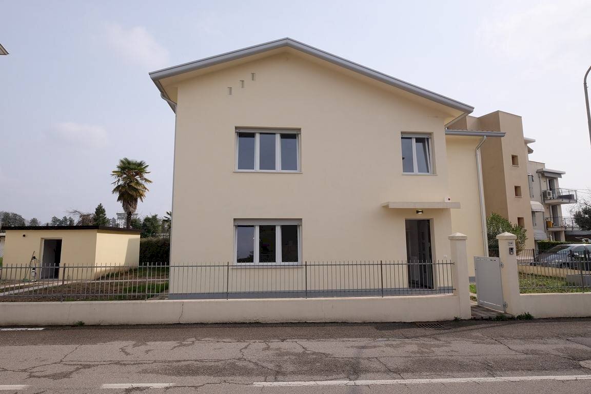 Foto 1 - Villa a Schiera Pordenone - foto 1