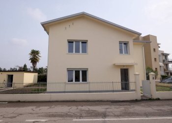 Foto 1 - Villa a Schiera Pordenone - foto 1