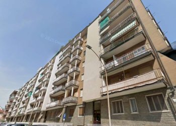 esterno 1 - Trilocale via Gian Antonio Momo, 29, Chivasso - foto 4