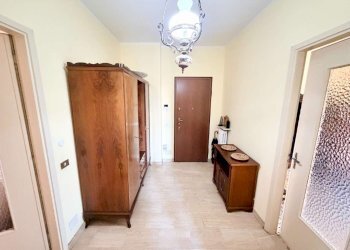 disimpegno - Trilocale via Gian Antonio Momo, 29, Chivasso - foto 4