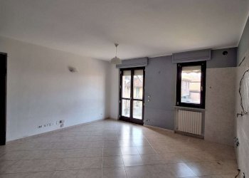 whatsapp image 2026-03-13 at 11.43.10 (3) - Bilocale via Torino, 231, Castiglione Torinese - foto 2