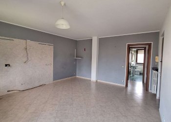 whatsapp image 2026-03-13 at 11.43.10 (6) - Bilocale via Torino, 231, Castiglione Torinese - foto 10