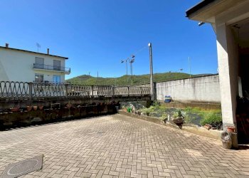 Cortile interno - Villa via Giuseppe Mazzini, 14, Busca - photo 14