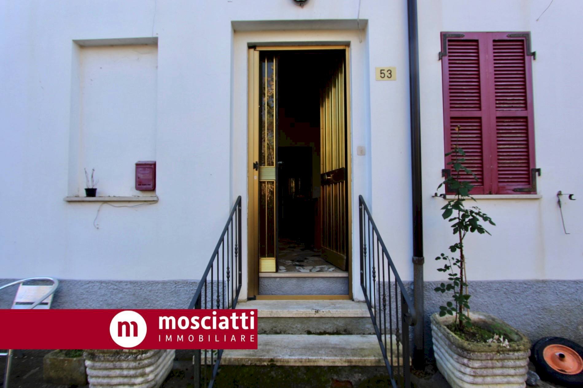 Foto 2 - Casa indipendente Frazione Rocchetta Bassa, Fabriano - foto 2