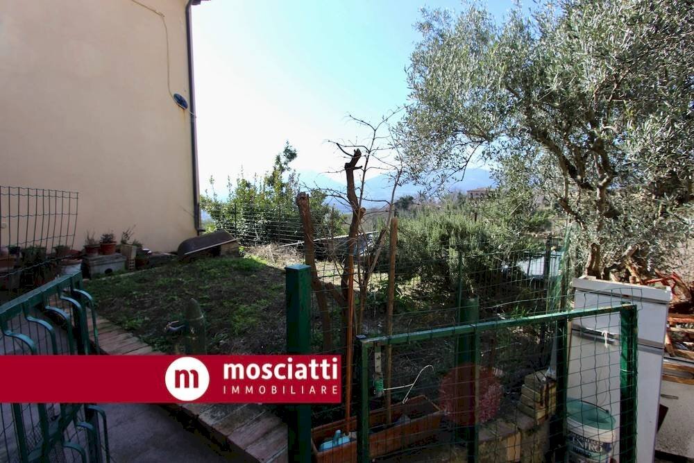 Foto 3 - Casa indipendente Località Collaiello
 
7, Gagliole - foto 3