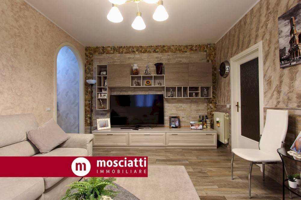 Foto 3 - Apartment Via Enrico Mattei
14, Castelraimondo - photo 3