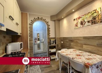 Foto 7 - Apartment Via Enrico Mattei
 
14, Castelraimondo - photo 7