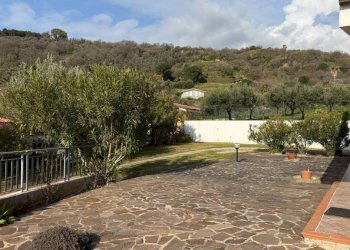 Giardino - Villa contrada Le Querce, Ricadi - foto 4